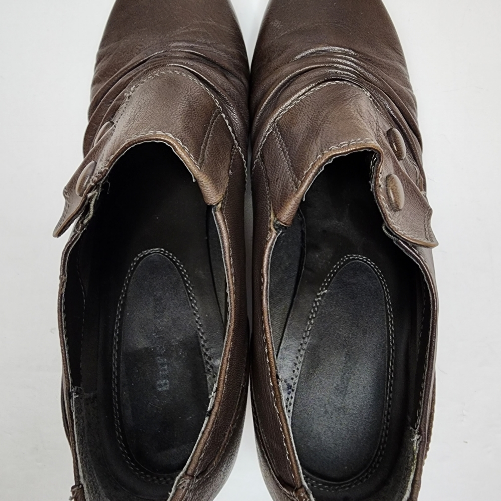 BareTraps‎ Boots Womens 10M Tyley Ankle Booties Brown Leather 2.75" Heels - Picture 5 of 11